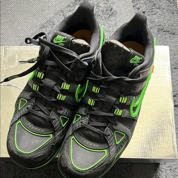 Nike Off White Rubber Dunks - Picture 2 of 7